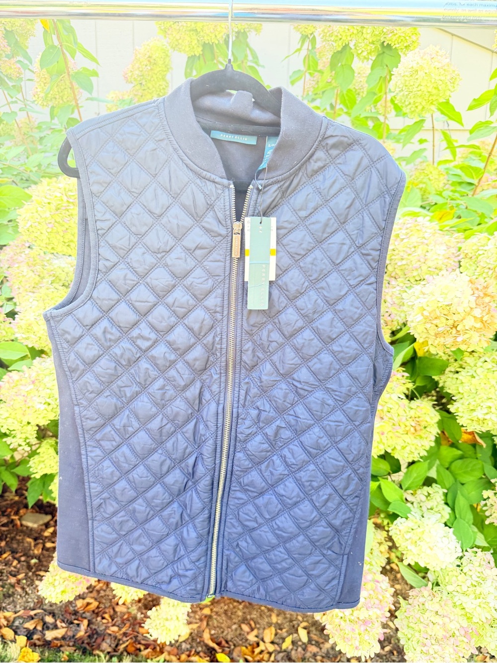 Perry Ellis Quilted Sleeveless Zip Vest - Navy Blue